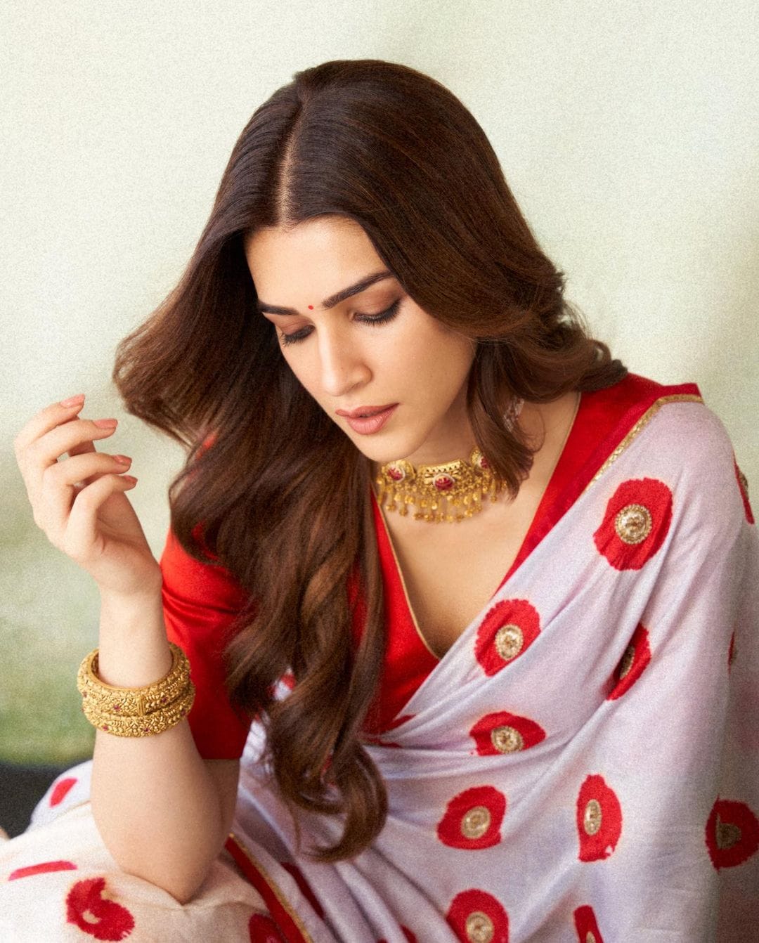 Kriti Sanon Inspired Red Georgette Saree with Digital Print Border & Banglori Blouse