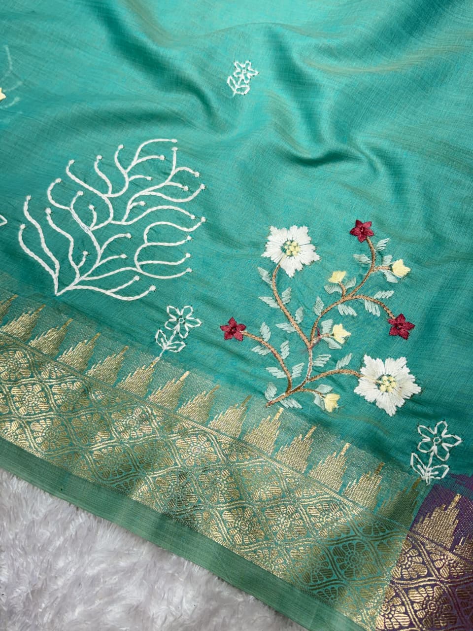 Tusser Cotton Saree | Kashmiri Thread Embroidery & Zari Weaving Border with Blouse